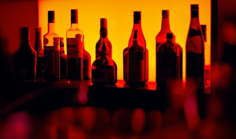 Young barrister reprimanded over bar bottle incident