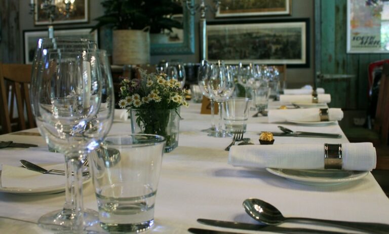 ‘I’ve been invited to a law firm careers dinner. Any tips on dos and don’ts?’