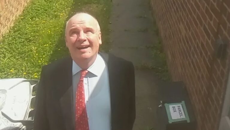 Solicitor convicted of stalking legal blogger receives community order