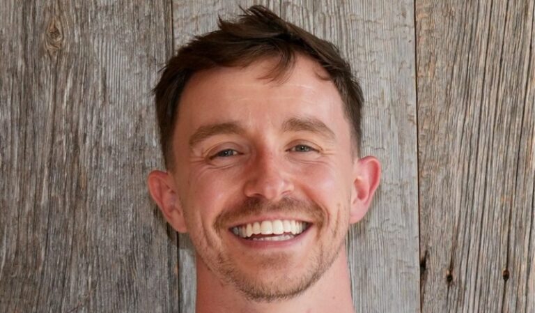 Another lawfluencer steps back from lawyer life