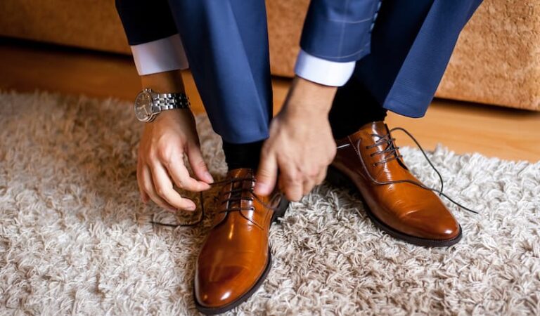 Clients still expect lawyers to dress smartly, research finds
