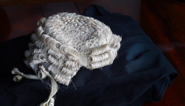 42BR Barristers and 4 Brick Court to combine